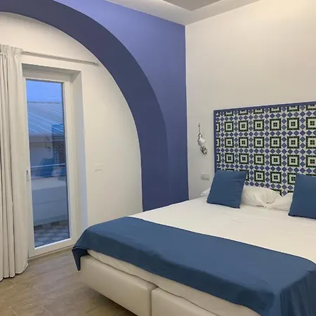 Xenia House Гостьовий будинок