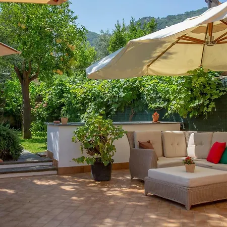 بيت ضيافة Xenia House