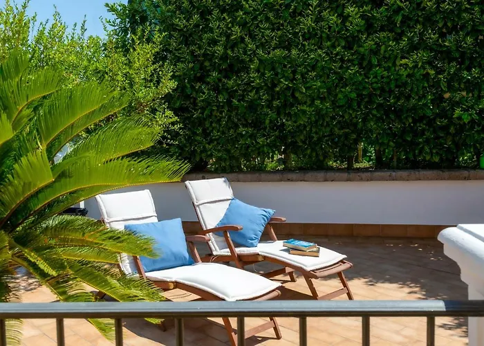 בית הארחה Xenia House סורנטו