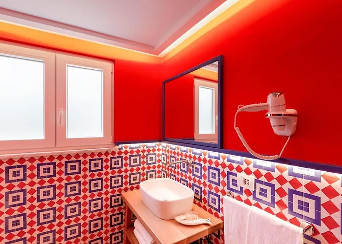 Xenia House בית הארחה