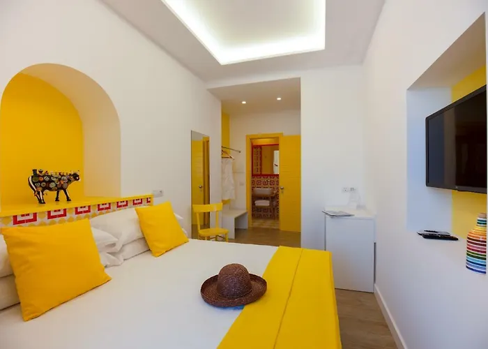 בית הארחה Xenia House 4*